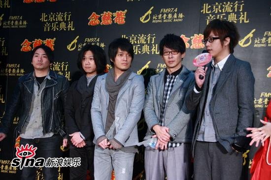 中歌榜红毯11.jpg