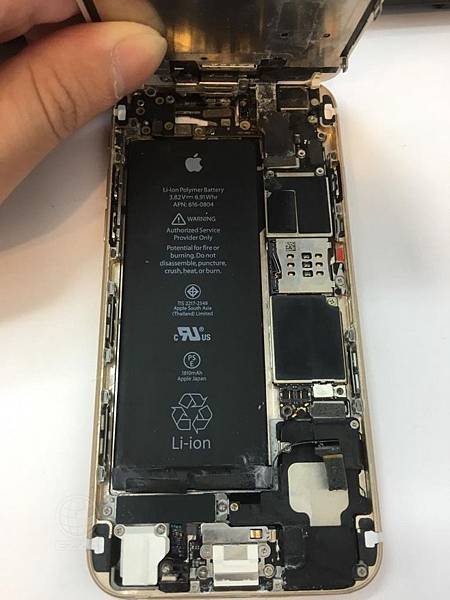 IPHONE6泡海水