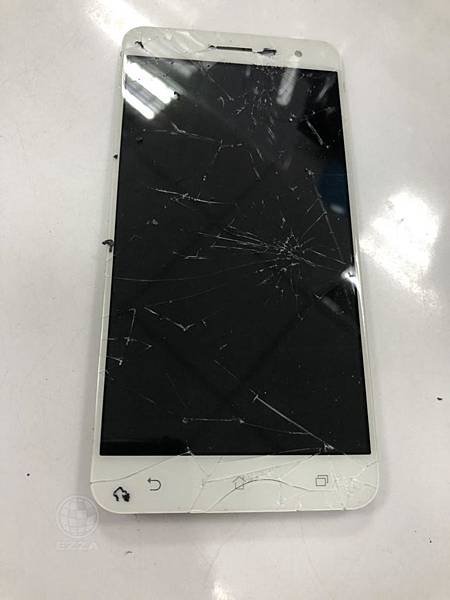 Zenfone3面板破裂.jpg