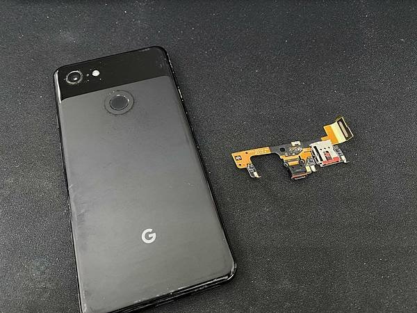 Google Pixel3XL充電異常.jpg