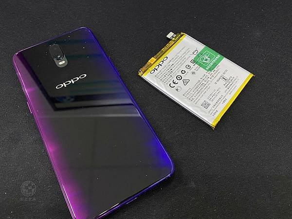 OPPO R17電池更換.jpg