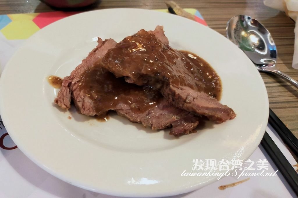 潮港城太陽百匯牛肉湯