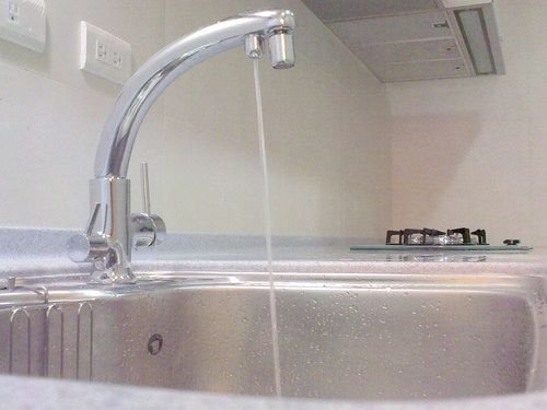 ap_F23_20100731074907317.jpg