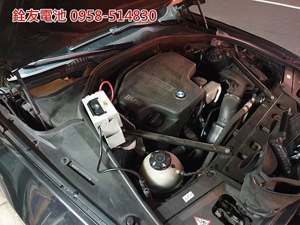 1101116-BMW520i-1.jpg