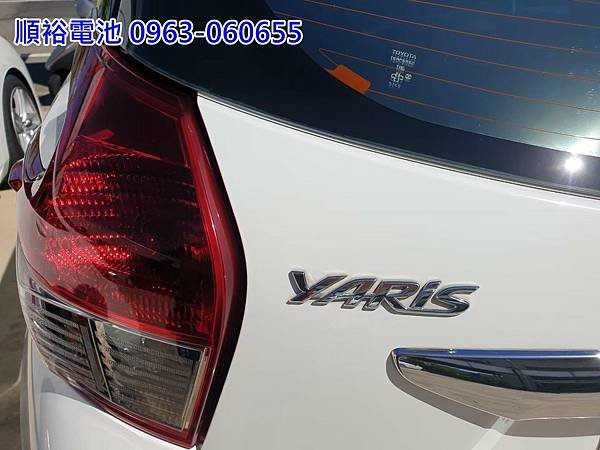 1110107-YARIS-1.jpg