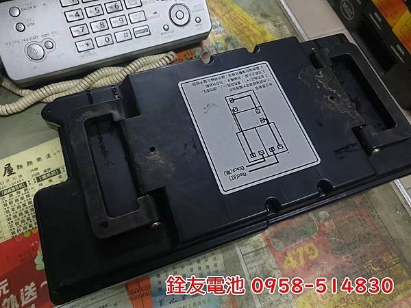 1110315-電動機車REC14-12-2.jpg