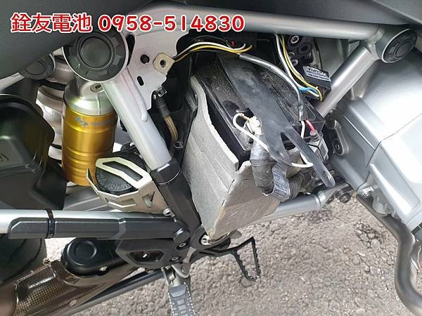 1110723-BMW重機-2.jpg