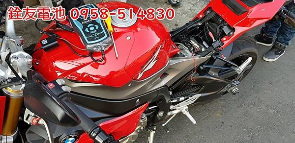 1110724-BMW重機-1.jpg