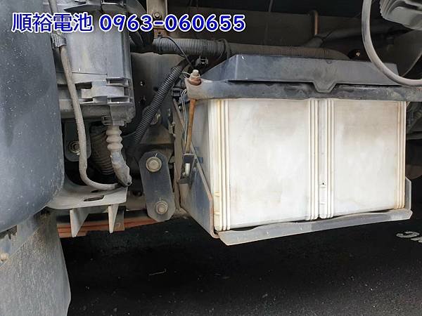1110916-HINO-2.jpg