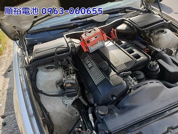 1120207-bmw525i-2.jpg