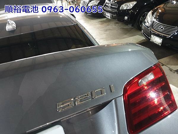 1120222-Bmw520i-1.jpg