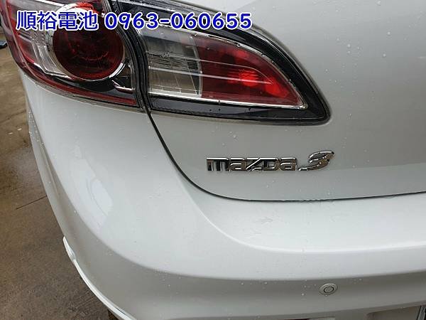1120315-MAZDA3-1.jpg