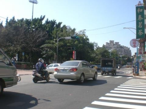 TF098261490120100118180729.jpg