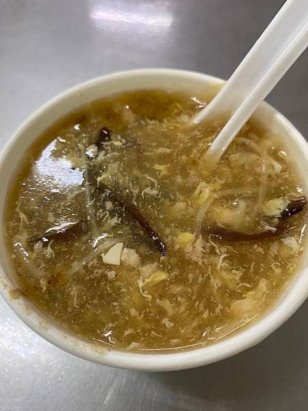 高雄楠梓美食 金口福 小籠湯包 酸辣湯