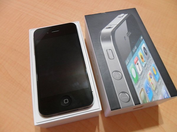 買到iPhone 4啦!!