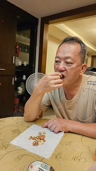 [體驗] 解決你的小餓-惠珍軒堅果3福 (腰果、杏仁豆、核桃