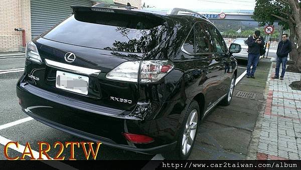 運車回台灣LEXUS RX350時間要多久？費用及關稅要多少錢？LEXUS RX350運車回台灣成功案例再添一樁，美國運車回台灣時間要多久？費用要多少錢？價格划算嗎？感謝CAR2TW貼心安排，從美國跨州運車到台灣報關驗車，都顯現十足專業喔，難怪大家推薦Car2TW服務代辦進口車