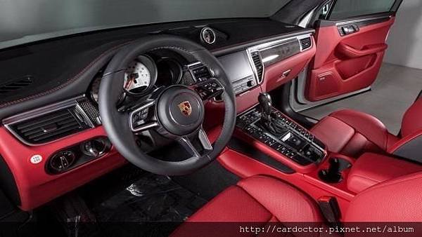 保時捷Porsche Macan Turbo美規外匯車推薦。買賣外匯車推薦建議LA桃園車庫，買賣中古車估價推薦建議請找LA桃園車庫。