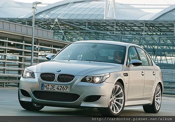 e60-bmw-m5-720x500