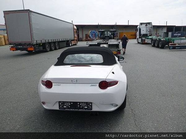 美規外匯車 馬自達Mazda MX-5 2.0 RF詳細介紹