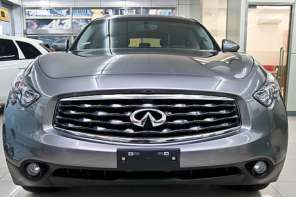 2010年式 Infiniti FX35