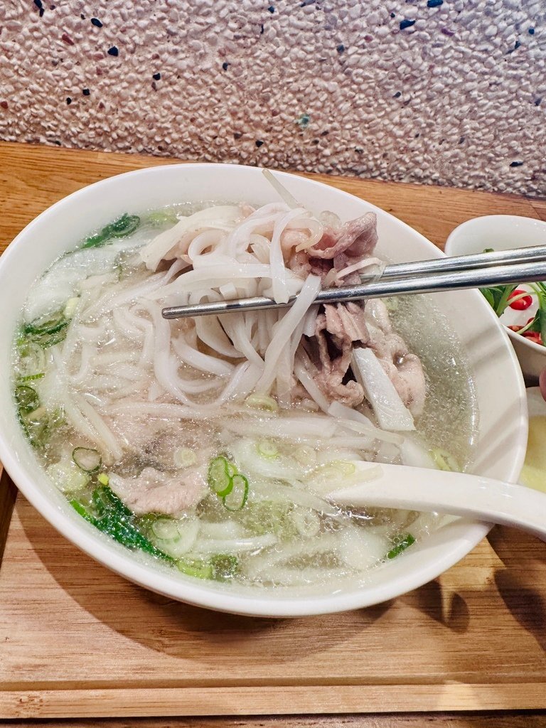 【台北文山美食】 越來越PHO越南河粉：越式料理也能小文青、