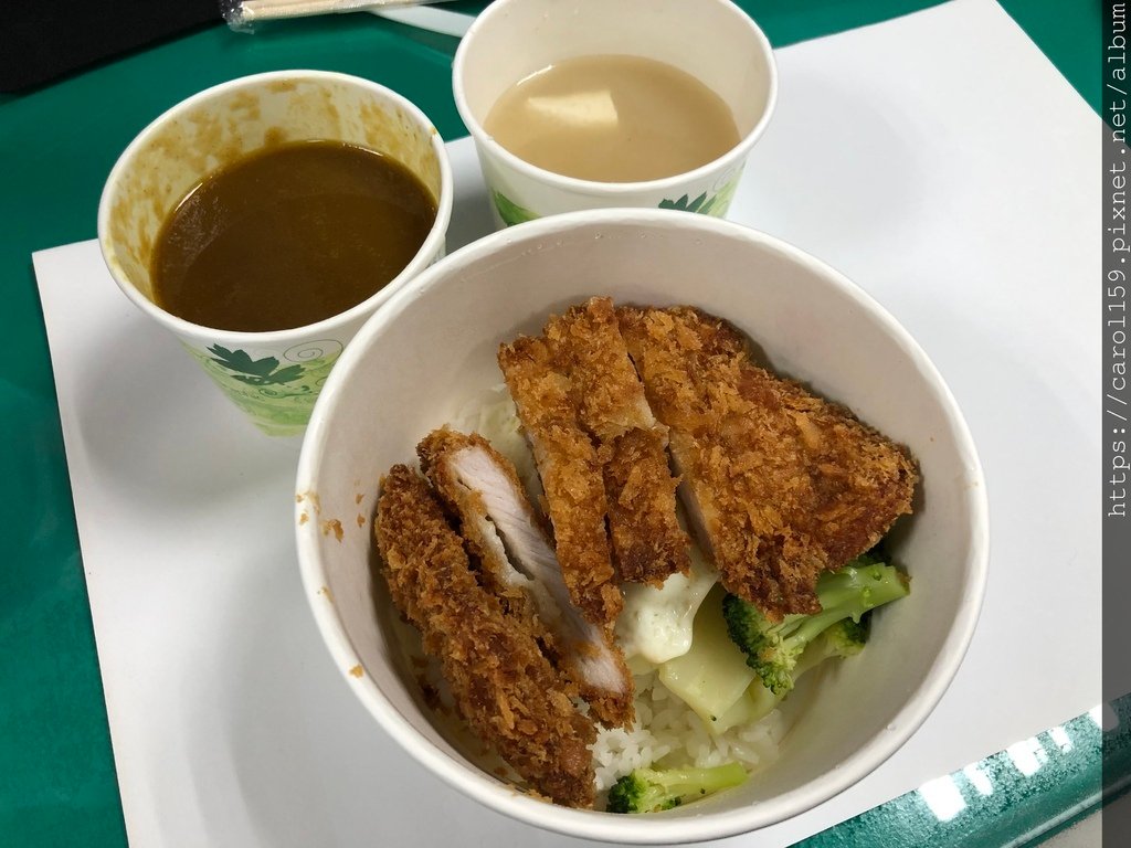 三時午咖哩飯 (1).JPG