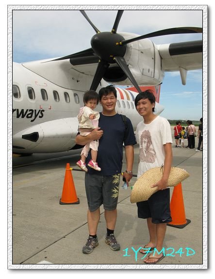 1Y7M24D-07.jpg