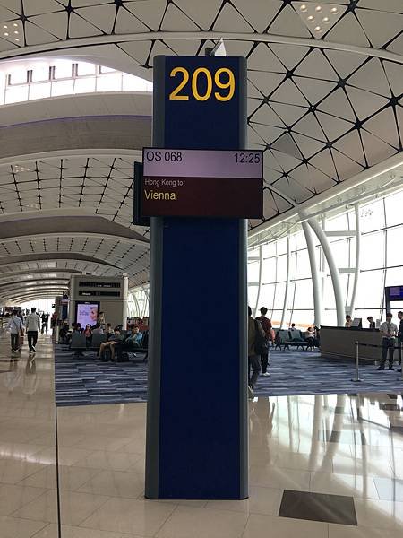 2017.4.7 Day 1 香港 to 布拉格