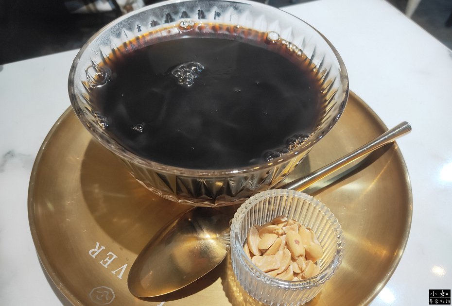 【龜山美食】天下奇冰 ICEVER 龜山店,內附菜單,兩道熱