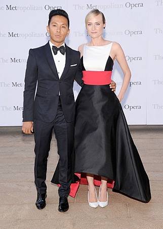 WTFSG-diane-kruger-prabal-gurung-2.jpg