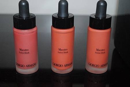 armani-maestro-fusion-blush-review.jpg