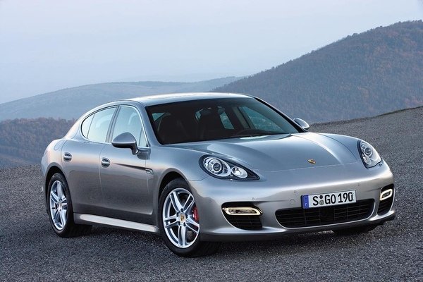 保時捷 Panamera.jpg