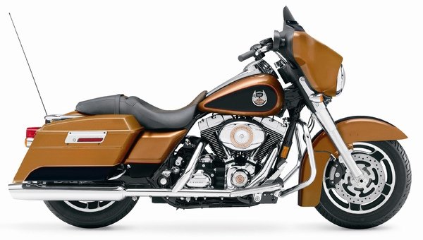 H-D_FLHX_Touring Street Glide 105週年限量紀念車款.JPG