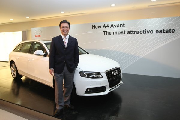 3-Audi Taiwan總裁邱山祥與A4 Avant.JPG