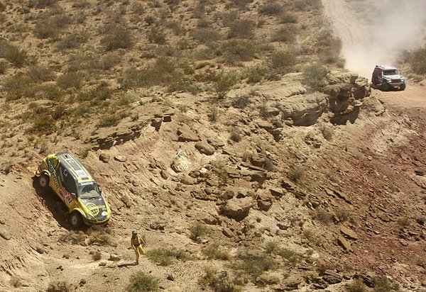 雙龍汽車 2009年達卡死亡拉力成功完賽 (3).jpg