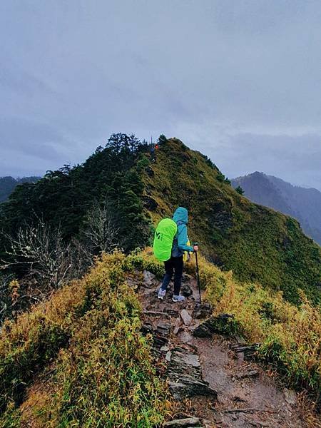 11.還有一個山頭.jpg