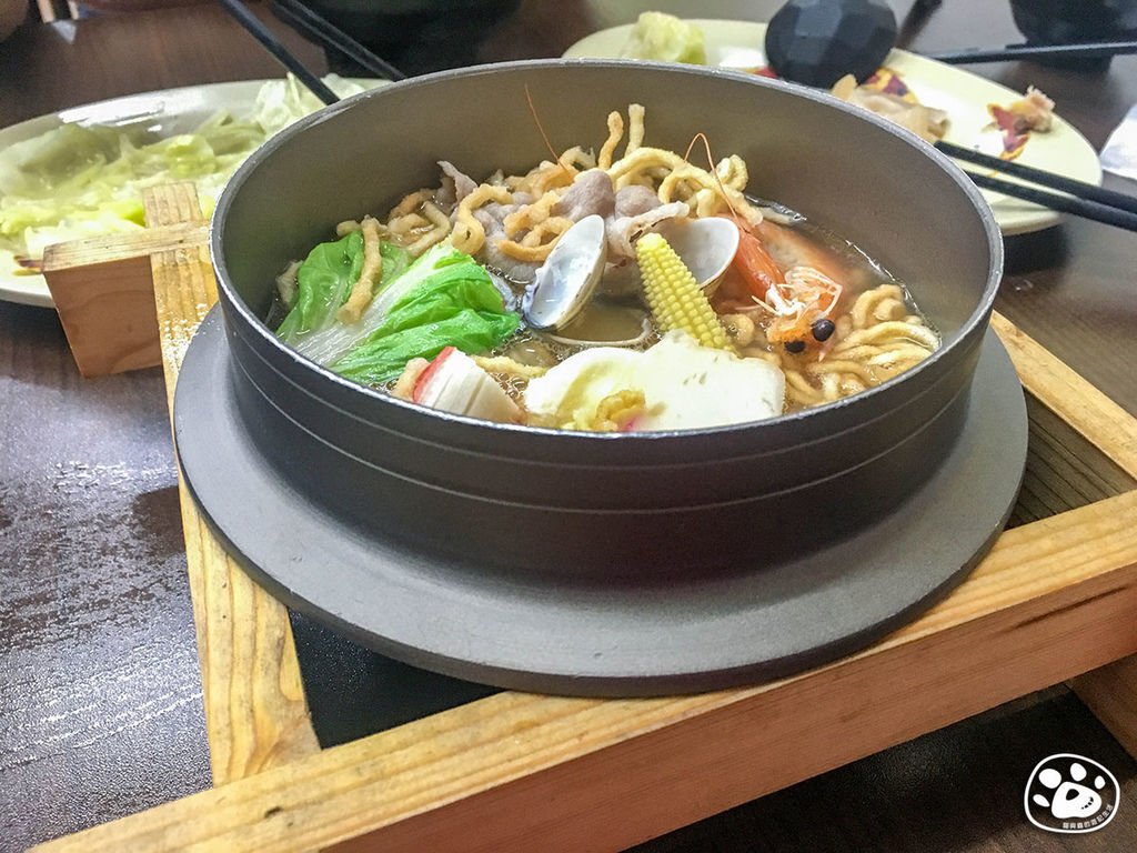 台南北區美食－小北觀光夜市商場－品鍋燒關東煮 (1).jpg