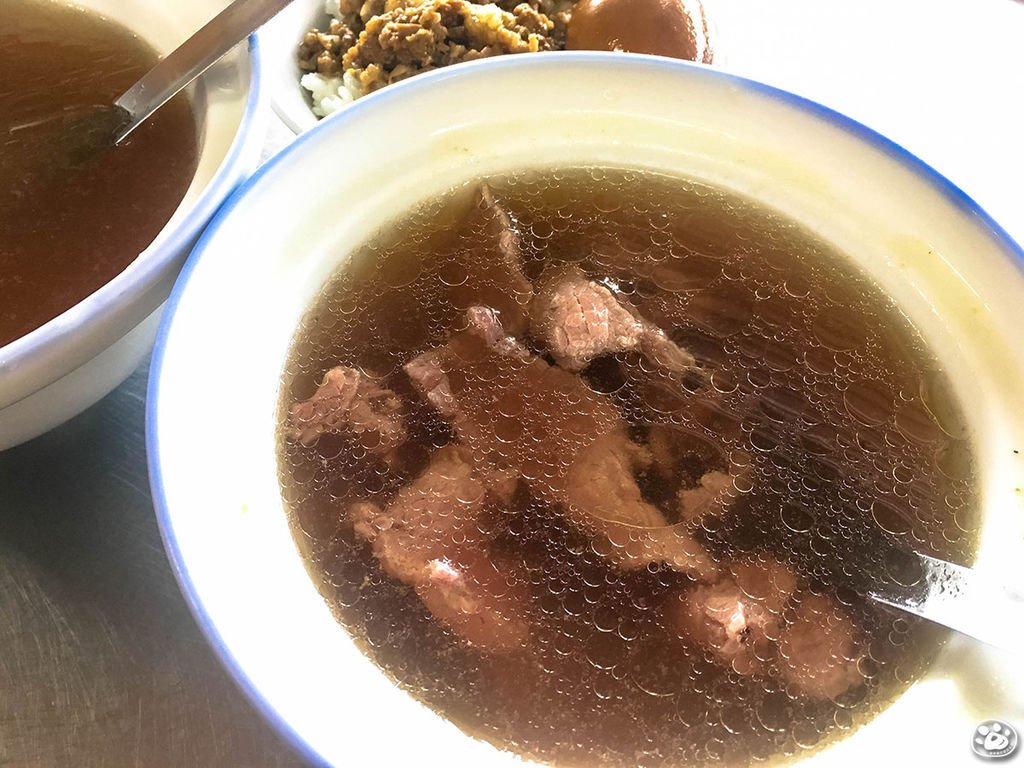 貓與蟲台南北區COSTCO早餐美食－阿寶牛肉湯 (1).jpg