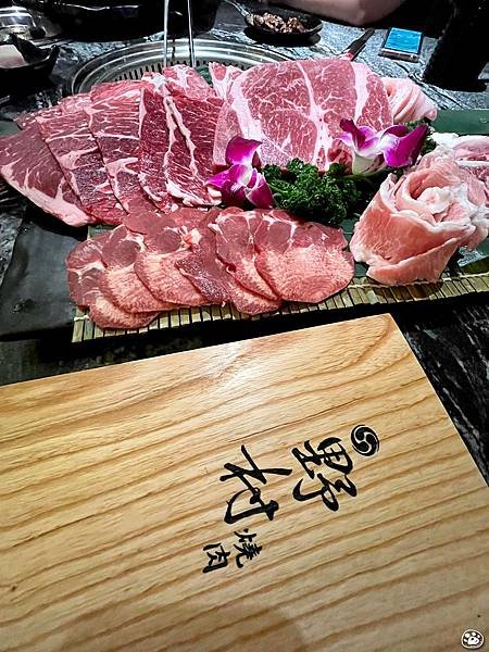 高雄野村燒肉內用吃到飽菜單訂位電話貓與蟲 (5).jpg