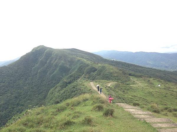 往桃源谷的灣坑頭山