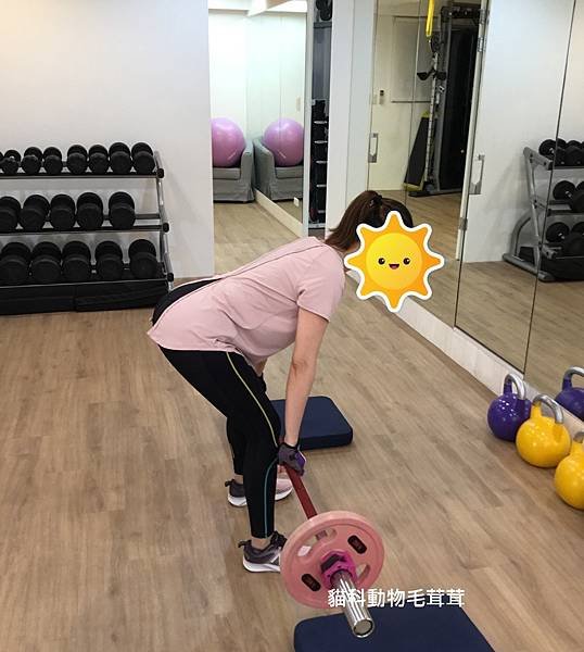 her fitness 打直的背.jpg