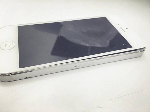 IPHONE5電池膨脹