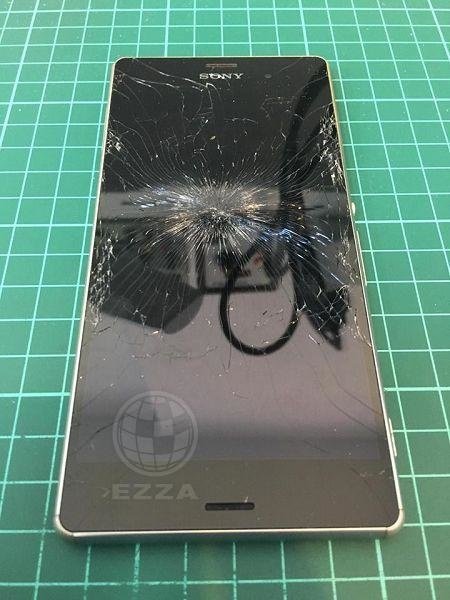 Sony Z3面板遭強烈撞擊