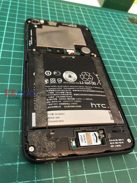 HTC 816電池膨脹