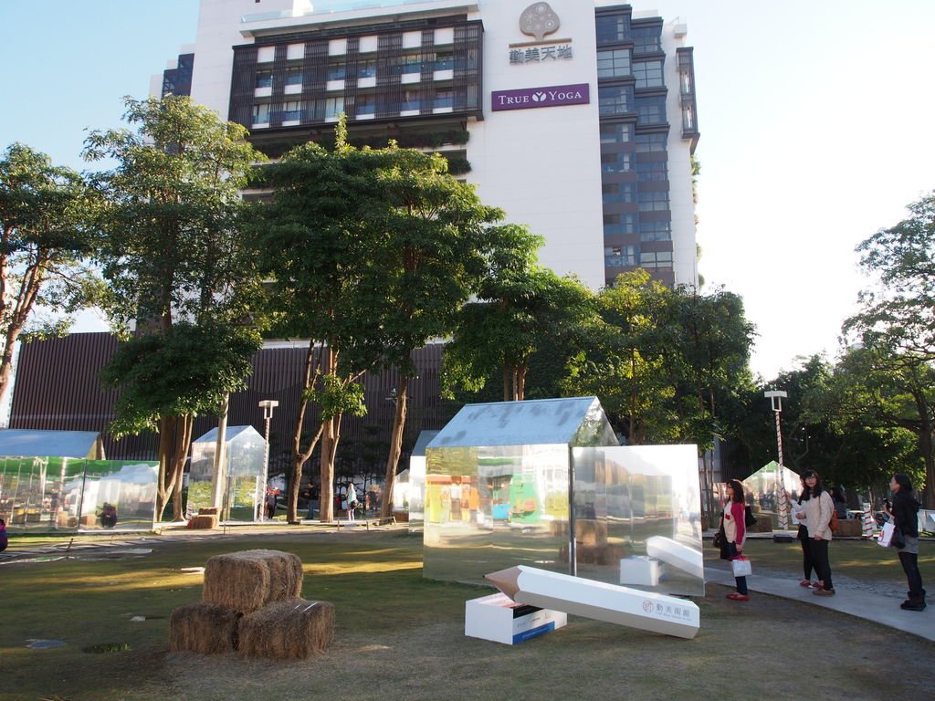 P1011463