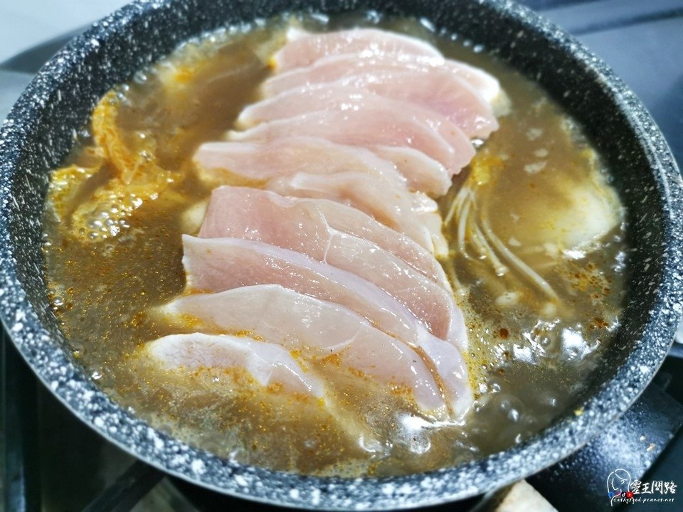 生鮮食品宅配推薦｜氣冷雞是什麼｜洽富氣冷雞｜氣冷手工雞胸肉片｜星級嫩燻雞腿｜舒肥氣冷雞胸｜雞肉料理分享 (2).JPG
