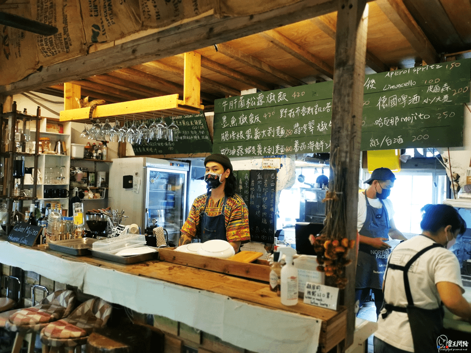 新北瑞芳美食｜九份美食推薦｜九份附近餐廳推薦｜金瓜石特色餐廳｜金瓜石餐廳｜九份景點｜寬哥的關於咖啡 (7).PNG