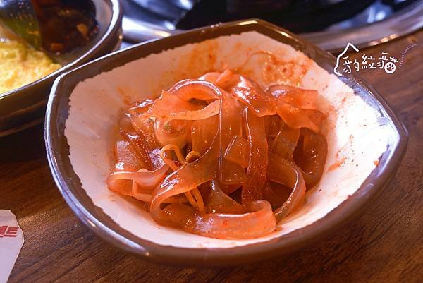 【釜山美食】구워삶기烤了又煮 西面特色辣烤肉，鮮嫩魷魚與醃燻