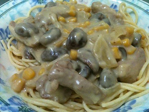 白醬義大利麵.jpg